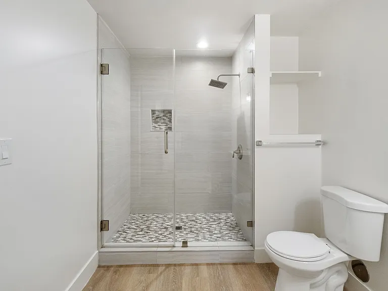 640 Imperial Ave #12 — Photo 11
