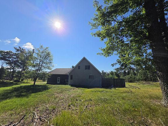 3rd image of 2416 Hoy Rd