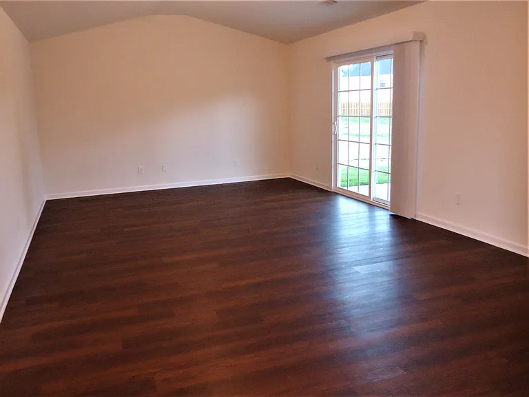 42 Amber Dr — Photo 5