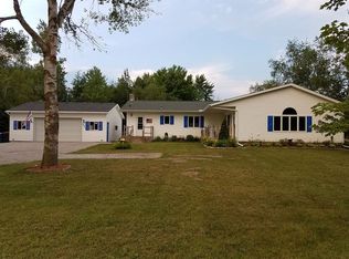 2381 E Cody Estey Rd, Pinconning, MI 48650
