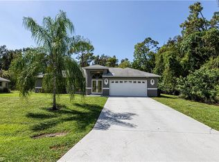 18666 Spruce Dr E, Fort Myers, FL 33967