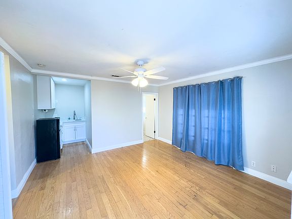 2nd image of 1626 York Dr #3