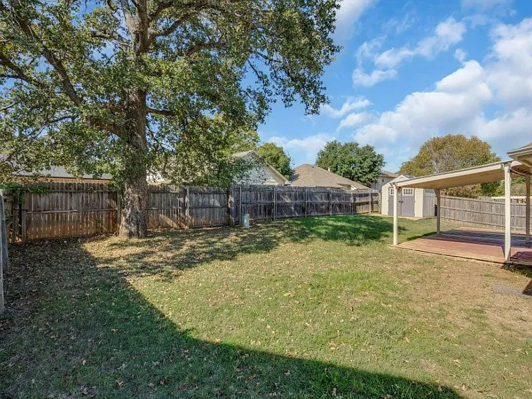 2609 Timberview Cir — Photo 21