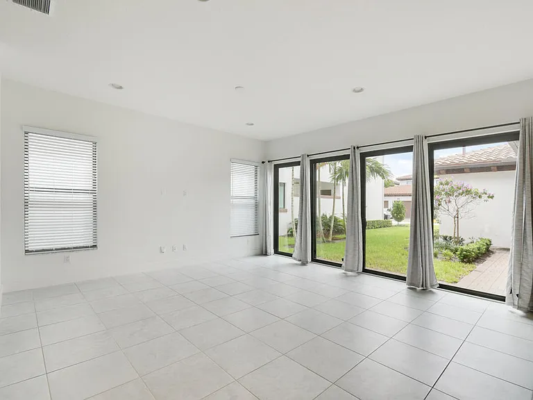 13351 Machiavelli Way — Photo 8