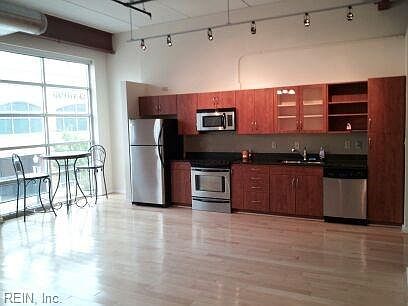 1st image of 221 Market St Unit 212
