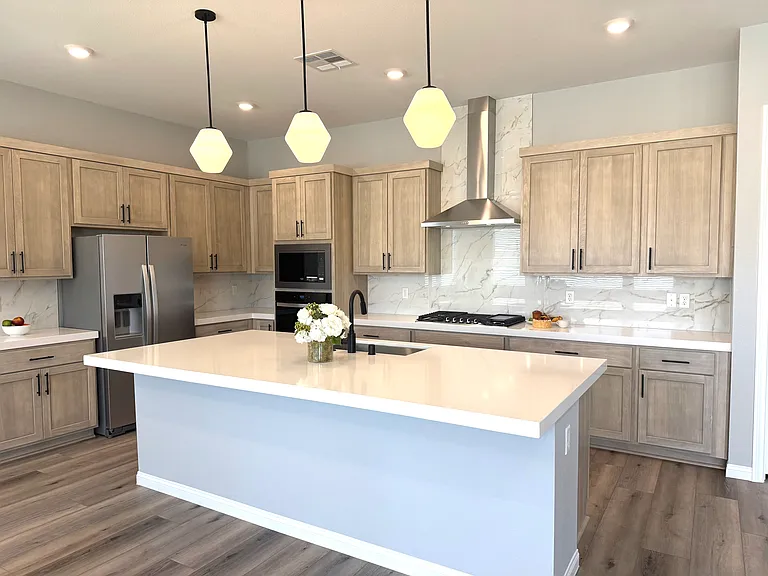 6323 Zephyr Ct — Photo 9