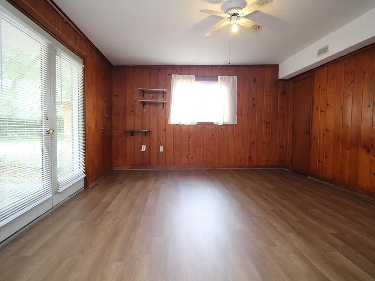3875 Arbutus Dr — Photo 16