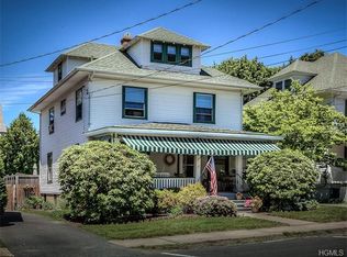 10 Lenox Pl, Middletown, NY 10940