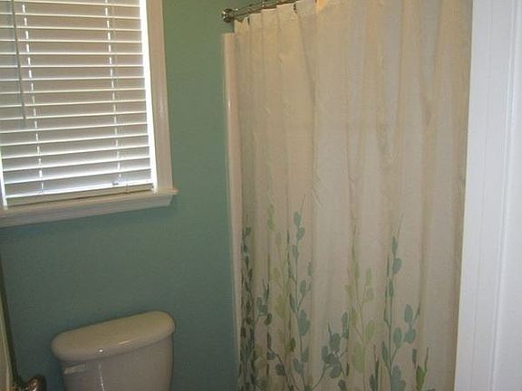 5th image of 4475 Country Glen Cir