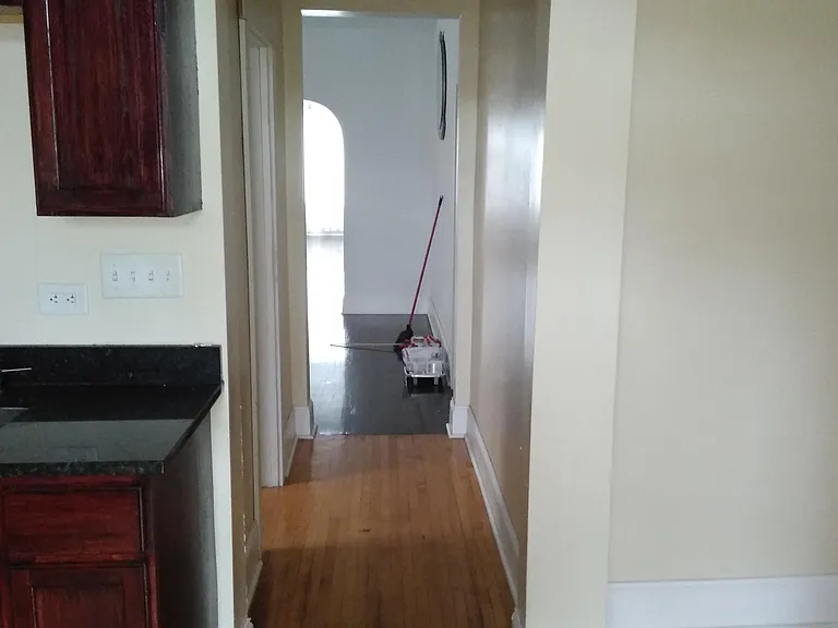 4338 W Monroe St #2 — Photo 9