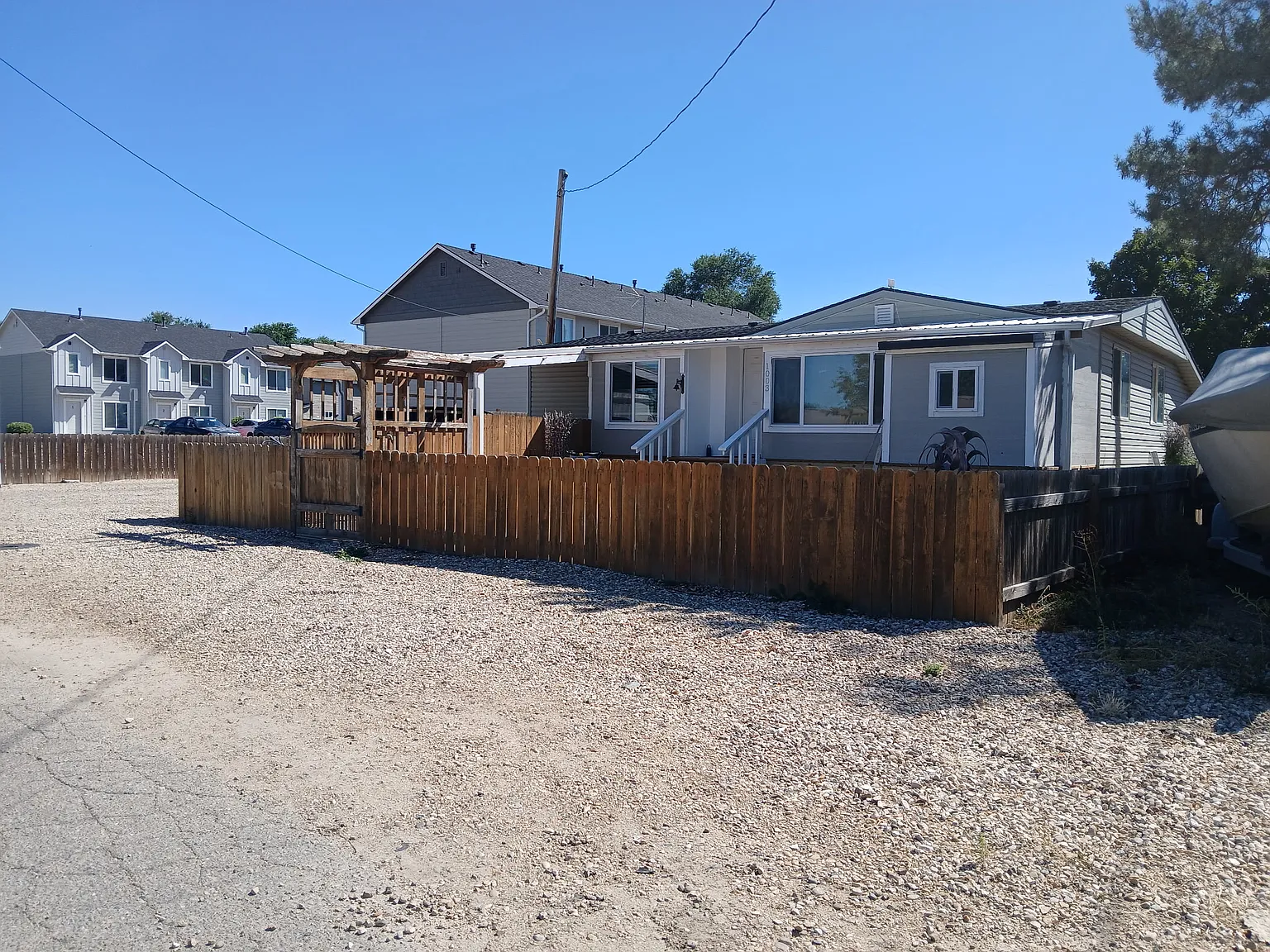 3 bed, 1397 sqft, $1,775 — Photo 1
