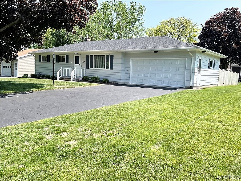 2 Fordham Dr, Batavia, NY 14020 Zillow