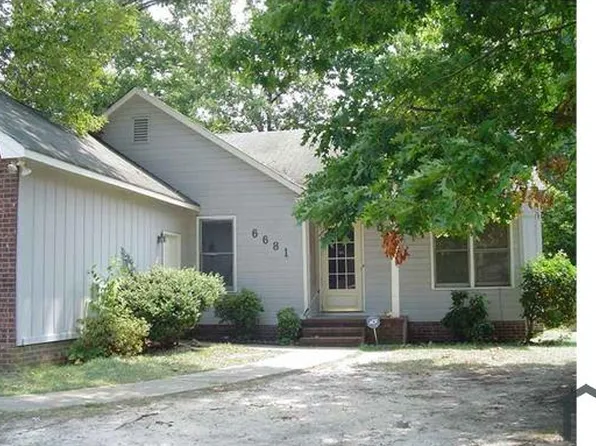 6681 Winchester St, Fayetteville, NC 28314