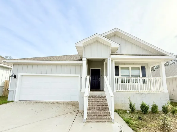 8669 Pathstone Blvd, Pensacola, FL 32526