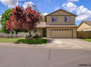 750 NW Teak Loop, Albany, OR 97321