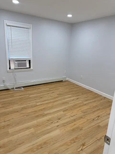 1 bed, $2,500 — Photo 4