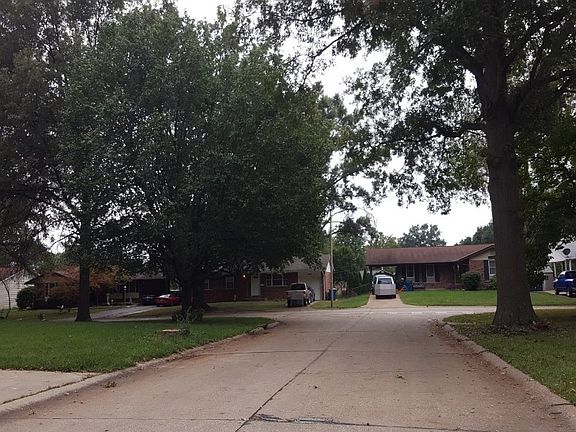 5th image of 7314 Caione Ct