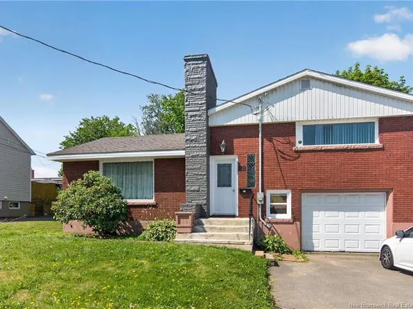 88 Walsh St, Moncton, NB E1C 6W8