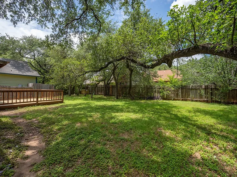 6300 Evangeline Trl — Photo 23