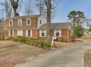 520 Kerry Lake Dr, Newport News, VA 23602