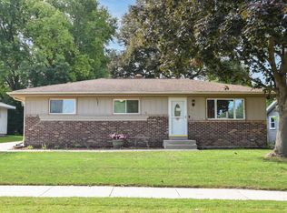 1417 Patricia DRIVE, West Bend, WI 53090