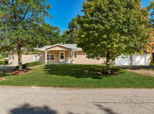 94 Amber Rd SW, Pataskala, OH 43062