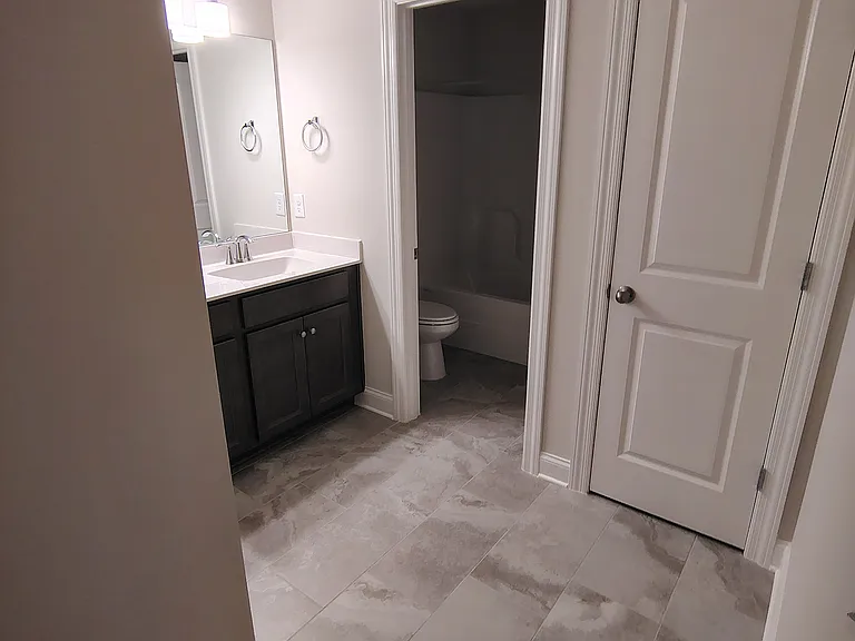 7906 Pine St — Photo 23