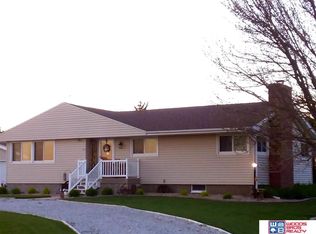 38108 S 570th St, Silver Creek, NE 68663