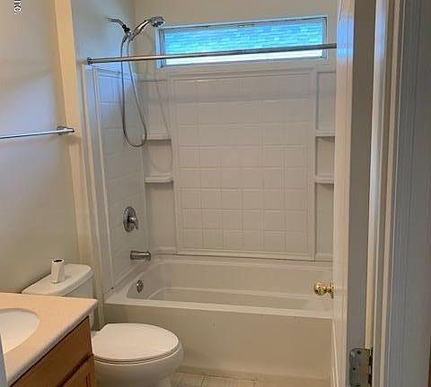 3rd image of 4723 Pine Lake Dr