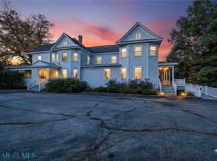 200 Irvington Rd, Kilmarnock, VA 22482