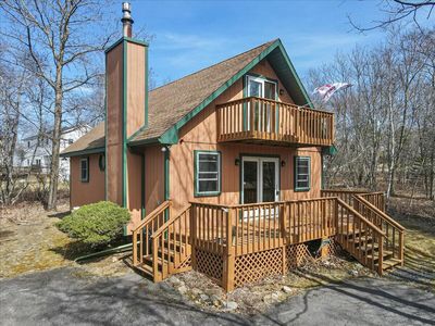660 Twisted Oak Ln, Effort, PA, 18330
