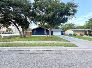 101 Ghent Pl, Portland, TX 78374