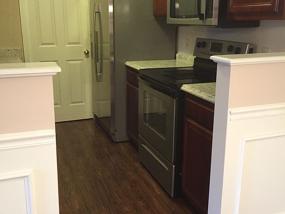 5th image of 7337 Chatham Ct #3-3B