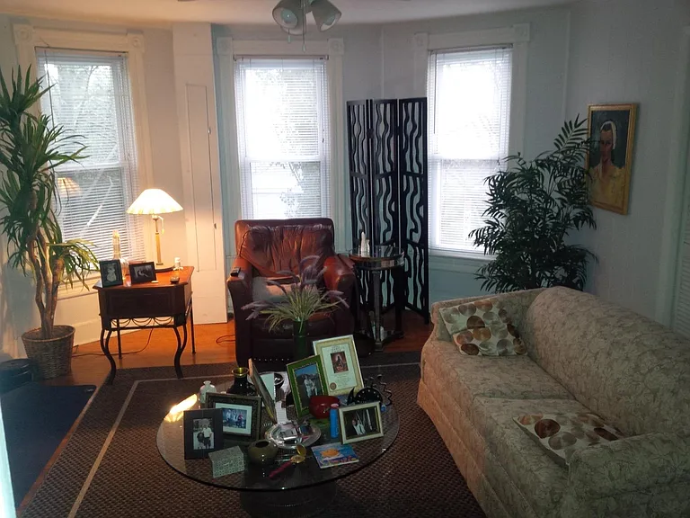 Roland Ave — Photo 7