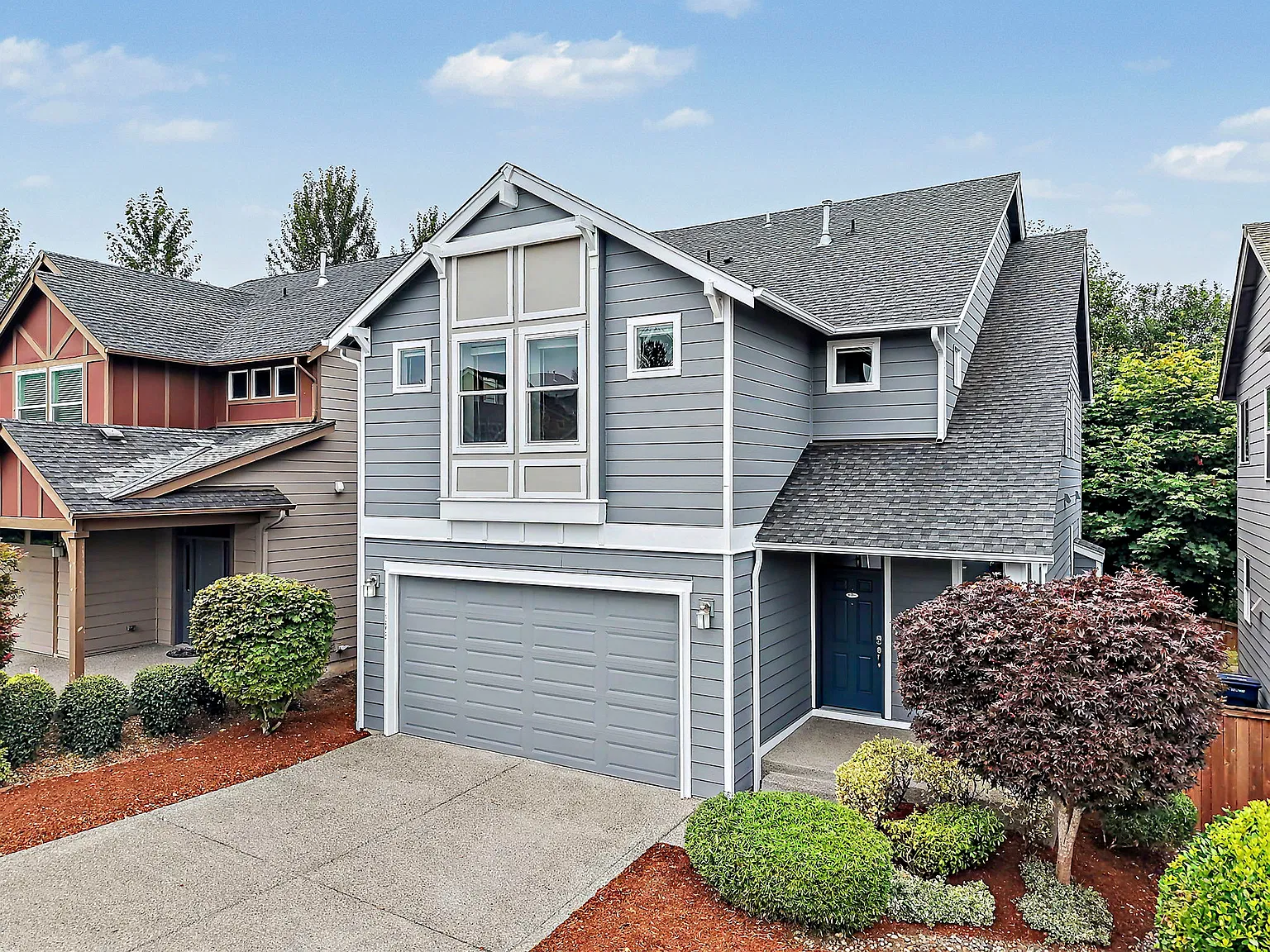 3 bed, 2.5 bath, 2517 sqft, $3,650 — Photo 1