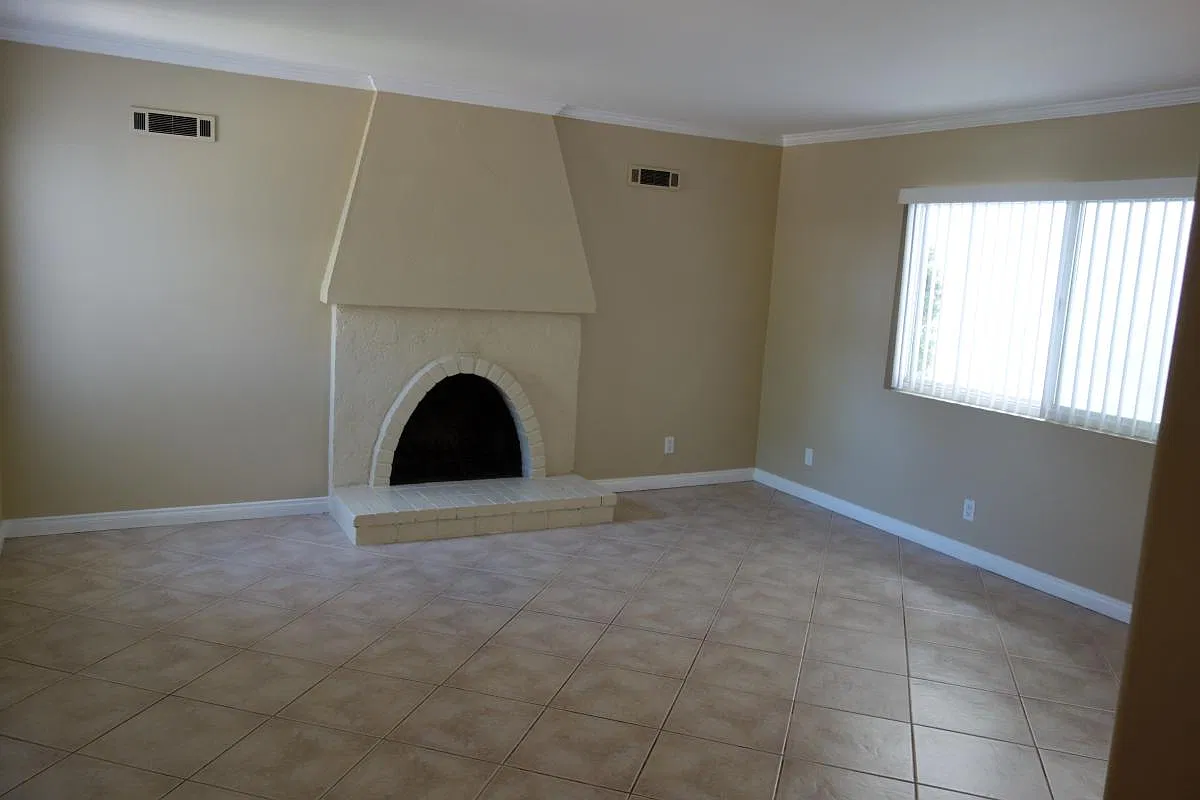 3 bed, 1250 sqft, $4,000 — Photo 4