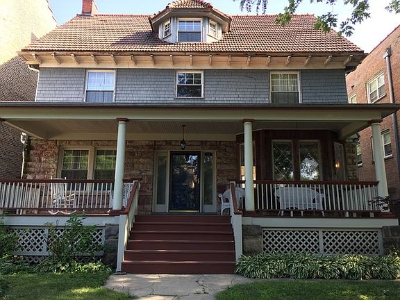 2nd image of 1531 W Touhy Ave
