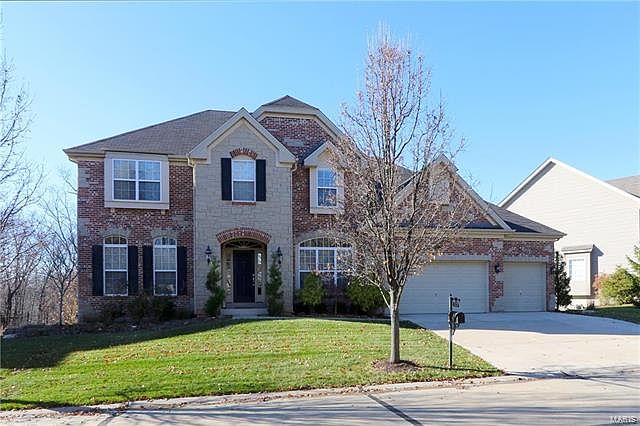 1st image of 527 Roaring Fork Dr