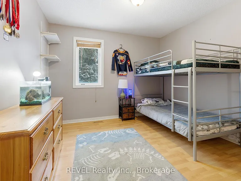 5 Barbara Ave — Photo 36