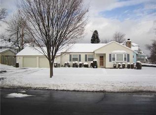 556 Rocket St, Rochester, NY 14609