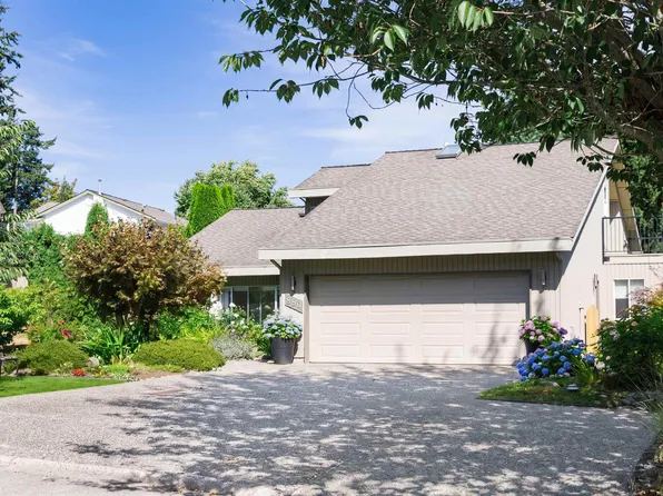 880 164a St, Surrey, BC V4A 9B9
