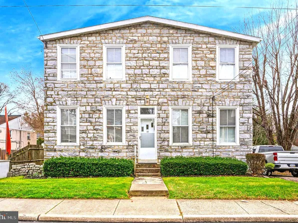 18 Haws Ln, Flourtown, PA 19031