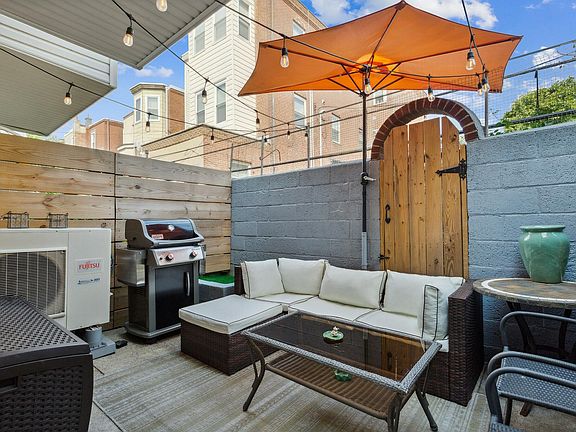 5th image of 1843 S Rosewood St