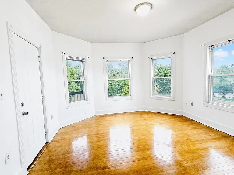 394 Spring St #3 — Photo 11