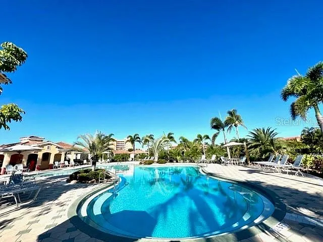 3304 Sunset Key Cir #D — Photo 50