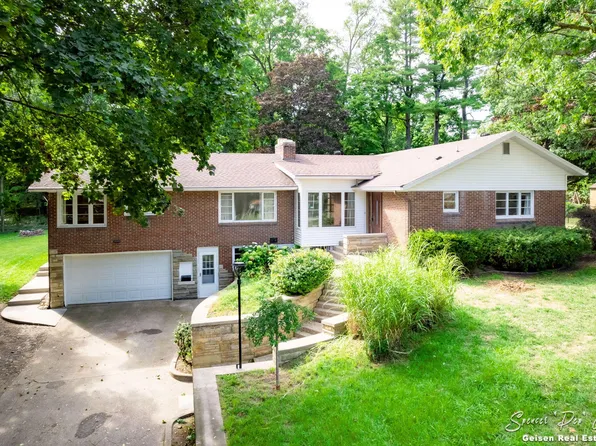 415 S Lincoln St, Greenville, MI 48838