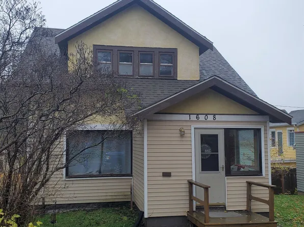 1608 E 8th St, Duluth, MN 55812