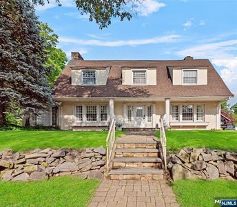 436 Summit Ave, Hackensack, NJ, 07601