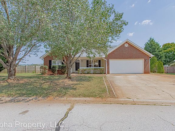 2nd image of 103 Kingfisher Dr