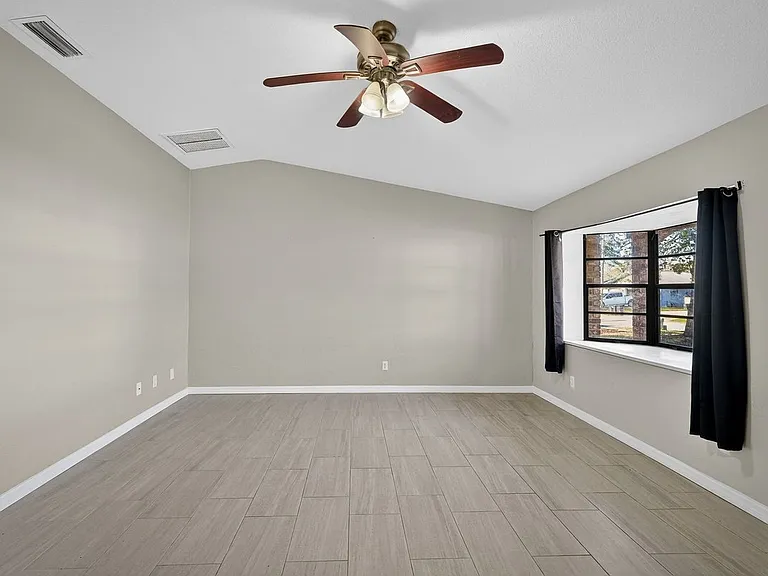 1956 Red Cedar Cir — Photo 28
